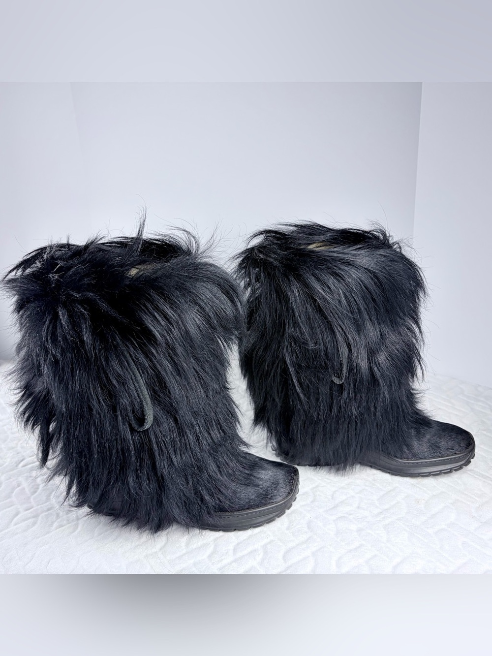 Pajar Made in Italy Goat Hair Boots Women’s Size 7.5 shearling lined Eurosole - Picture 1 of 10